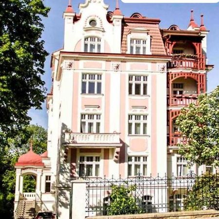 Apartman Vila Bayer Карловы Вары Экстерьер фото